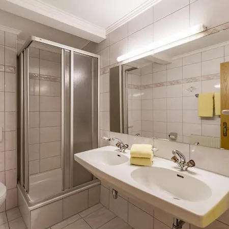 Гостевой дом Oblasser 3*