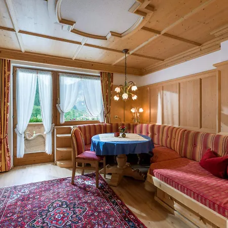 Oblasser Гостевой дом Майрхофен