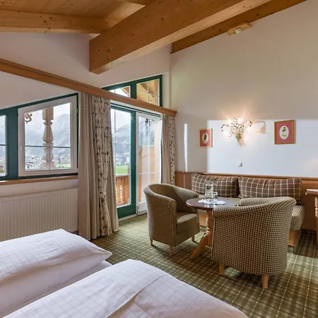 Oblasser 3* Майрхофен