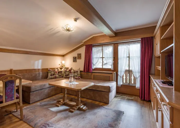 Guest house Oblasser 3*